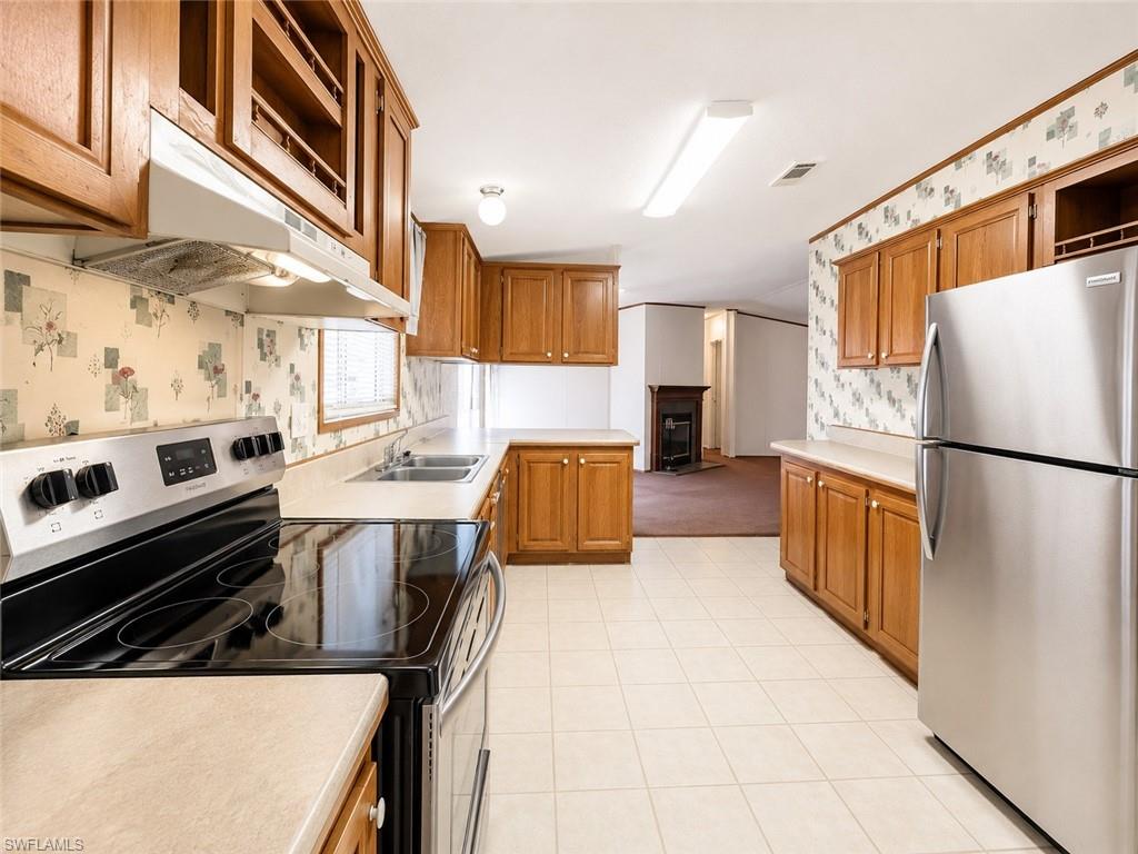 SUNCOAST ESTATES UNREC - Residential