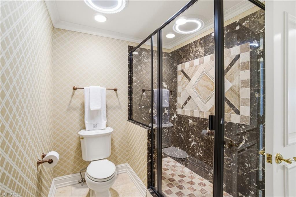 PARK PLAZA - Residential