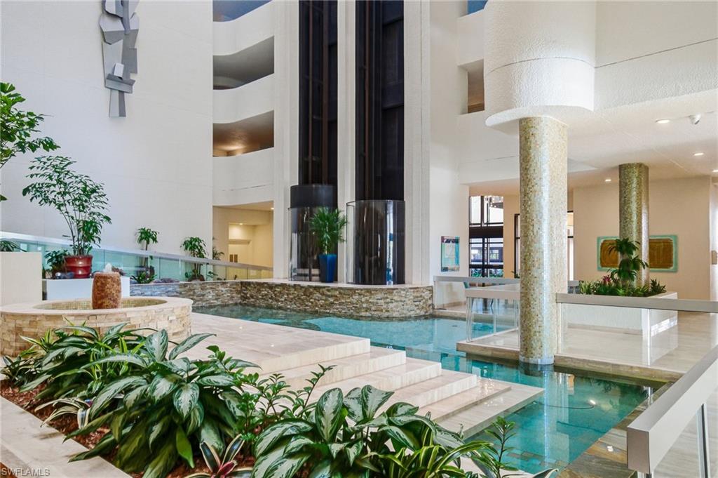 PARK PLAZA - Residential