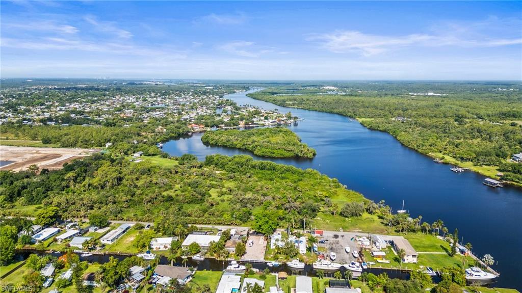 FORT MYERS SHORES - Land