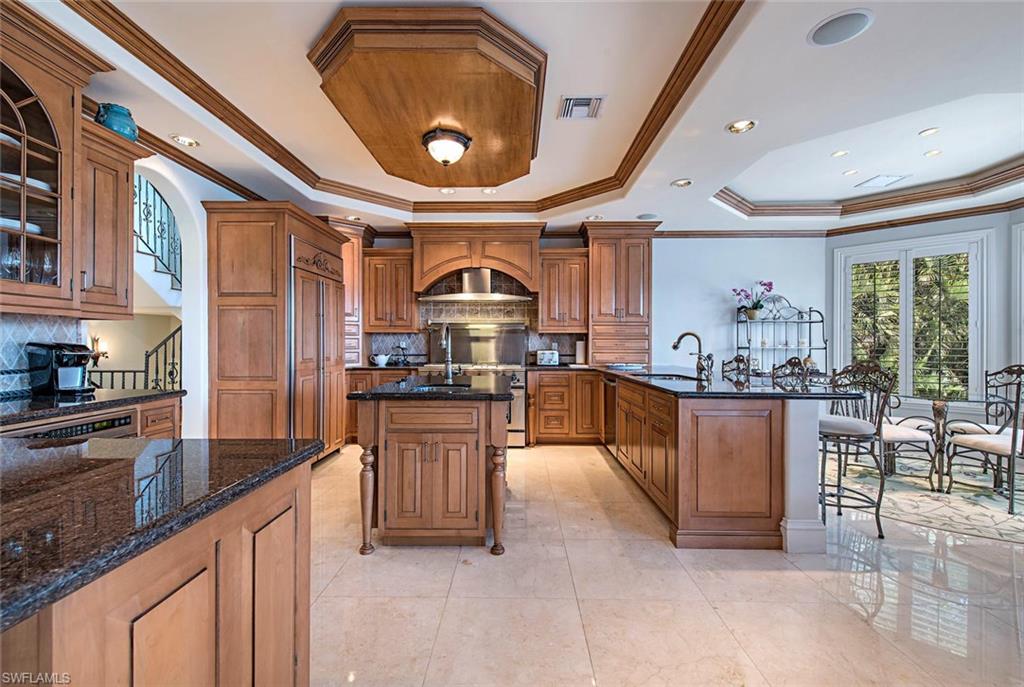 AQUALANE SHORES - Residential