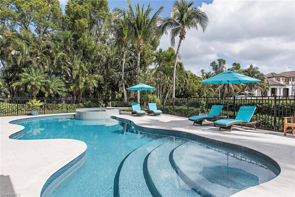 AQUALANE SHORES - Residential