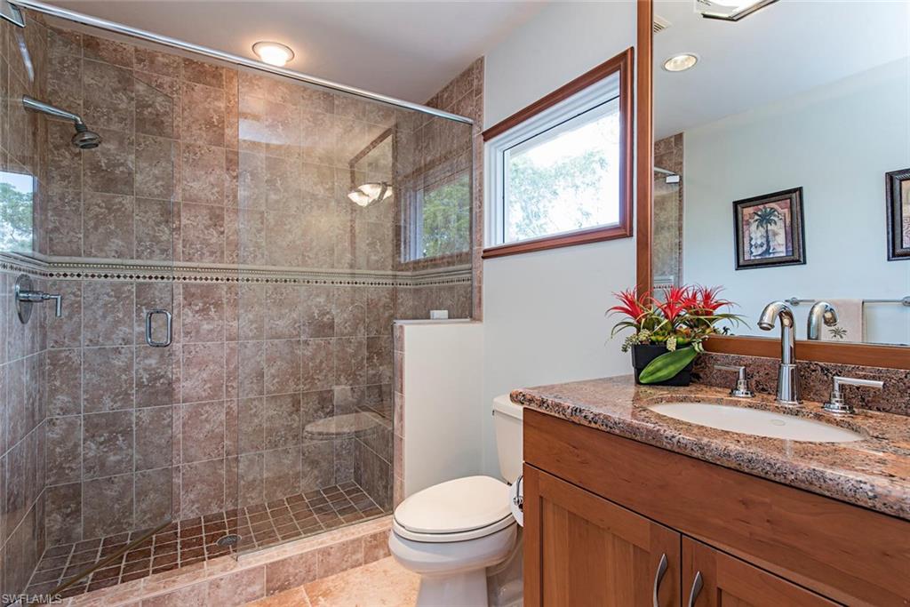 AQUALANE SHORES - Residential