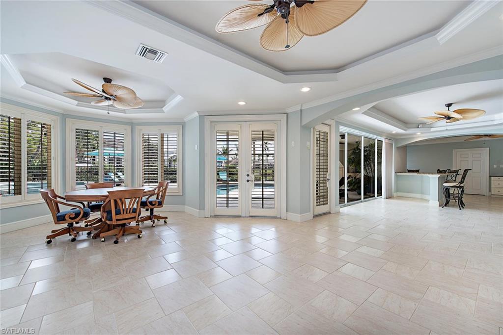 AQUALANE SHORES - Residential