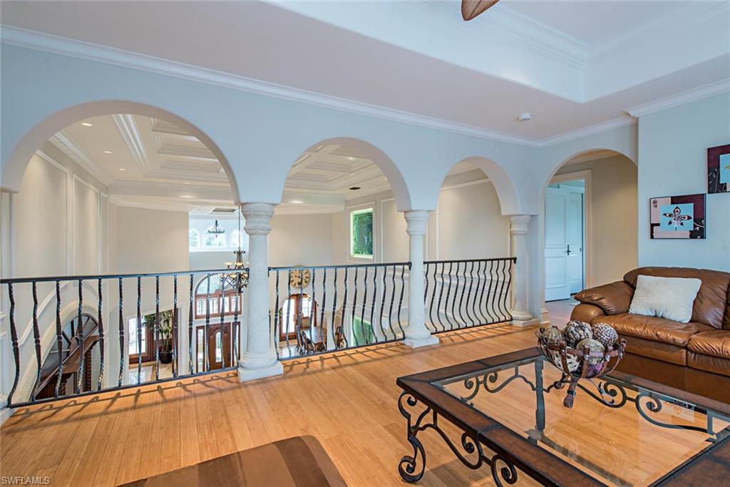 AQUALANE SHORES - Residential