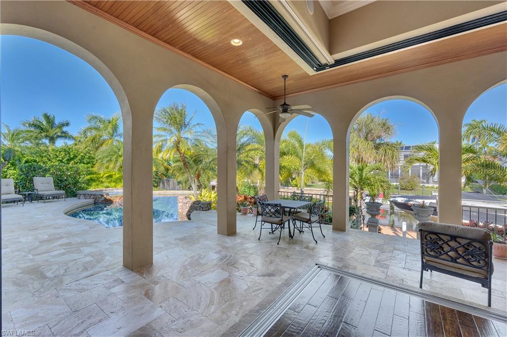 AQUALANE SHORES - Residential