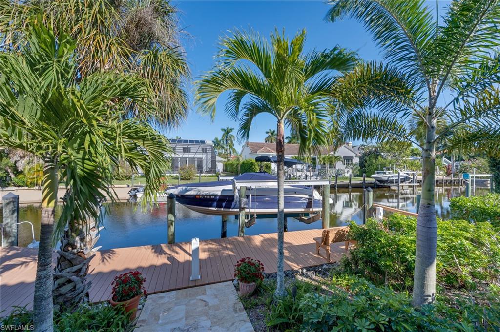 AQUALANE SHORES - Residential