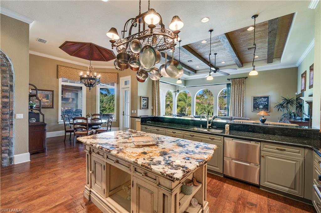 AQUALANE SHORES - Residential