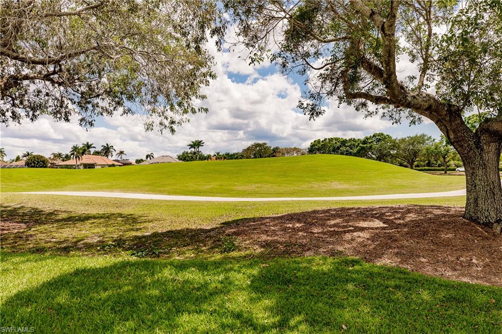 TWELVE OAKS - Residential