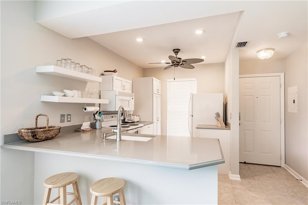 TWELVE OAKS - Residential