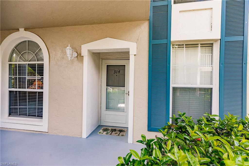 TWELVE OAKS - Residential