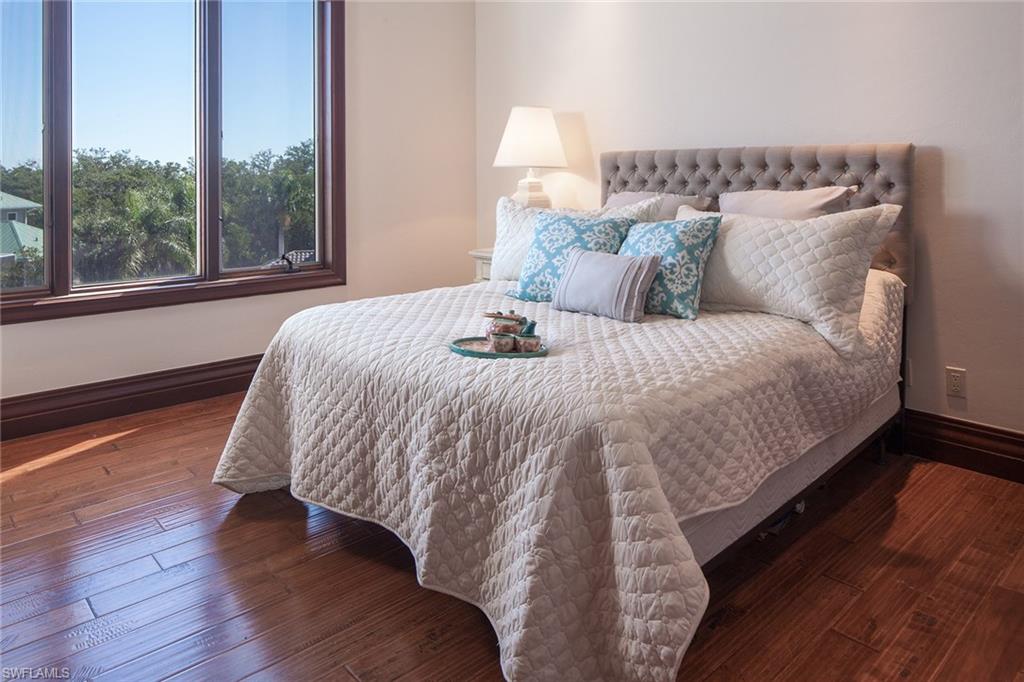 BAYFRONT GARDENS - Residential