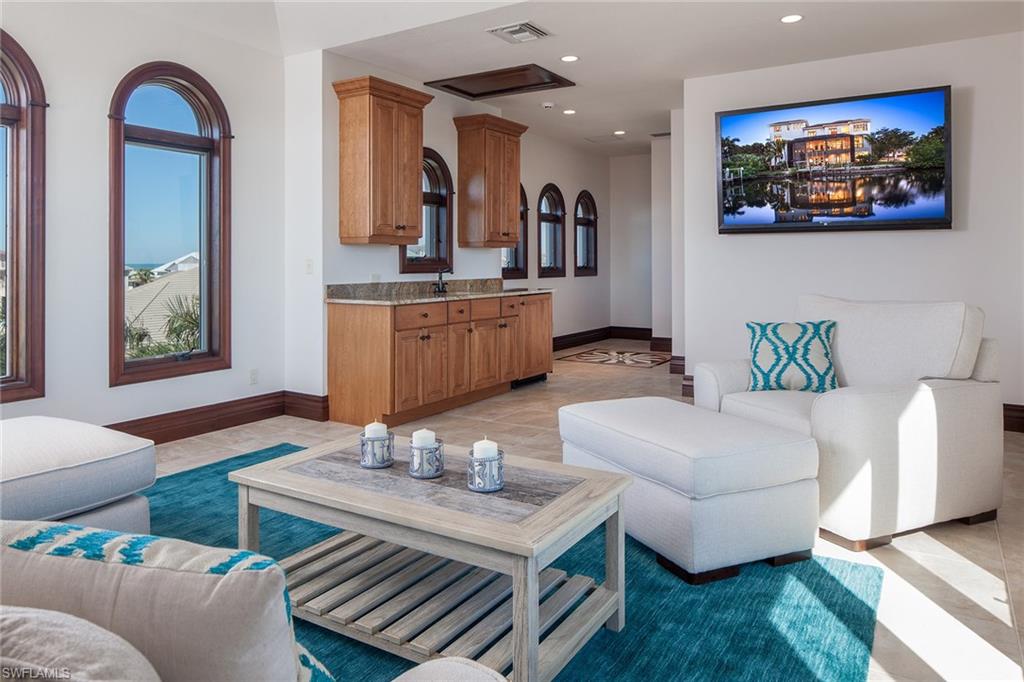 BAYFRONT GARDENS - Residential