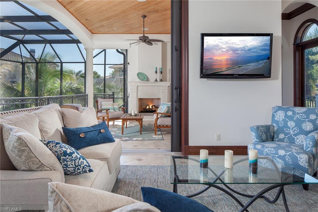 BAYFRONT GARDENS - Residential