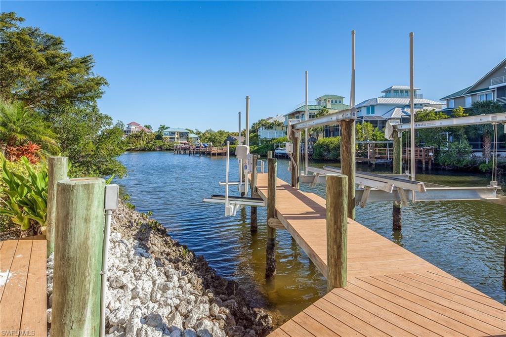 BAYFRONT GARDENS - Residential