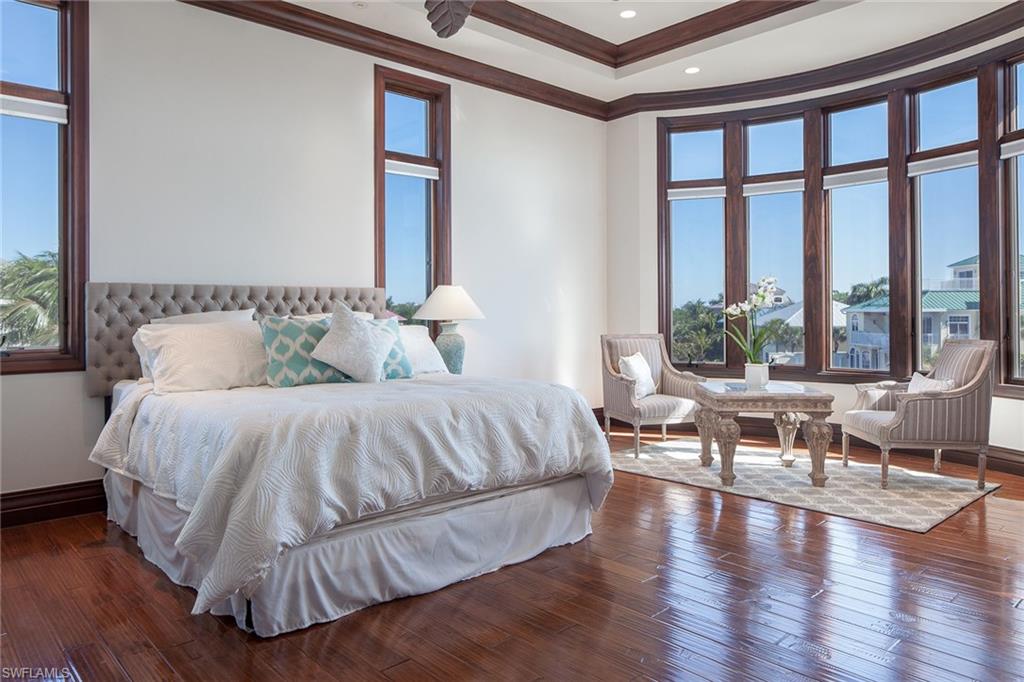 BAYFRONT GARDENS - Residential