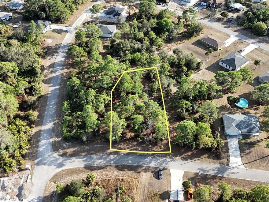 Build your dream home on this oversized vacant residential lot! Located in a growing LaBelle community just minutes from Highway 80. Enjoy quick access to local favorites, restaurants, and shops while still having the peace and privacy of a quiet neighborhood. The property is not in an HOA and outside of a flood zone. Offers desirable southern exposure, wooded surroundings with natural walking trails and central water and utilities are available for hookup, making it ideal for a new build or a long term investment property. All it's missing is you! Call now for any additional questions.