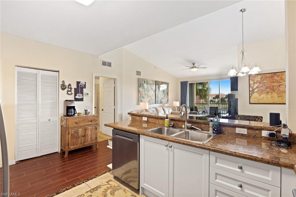 VILLAGIO - Residential