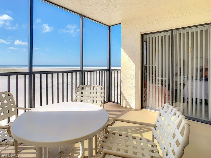 CARLOS POINTE - Residential