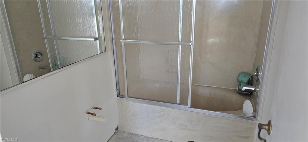 CARLOS POINTE - Residential