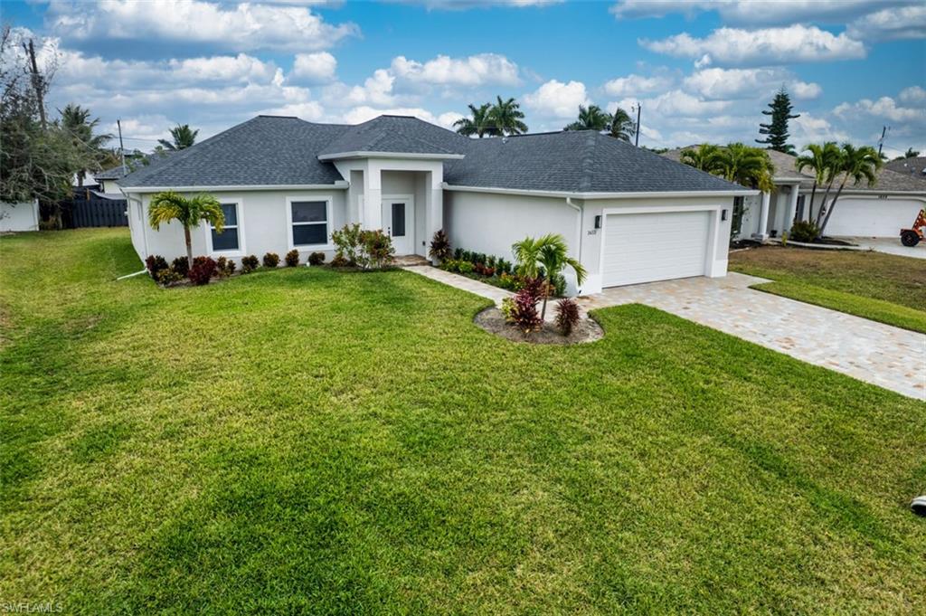 CAPE CORAL - Residential