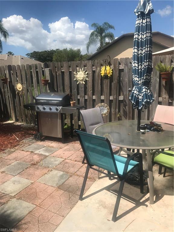 COMPASS POINTE - Residential