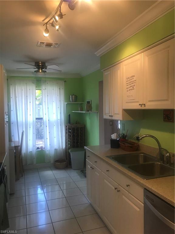 COMPASS POINTE - Residential