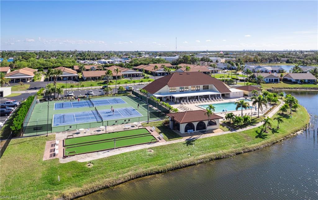 VILLAS AT CINNAMON COVE - Residential