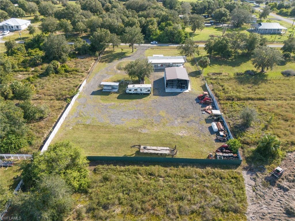 MONTURA - Residential