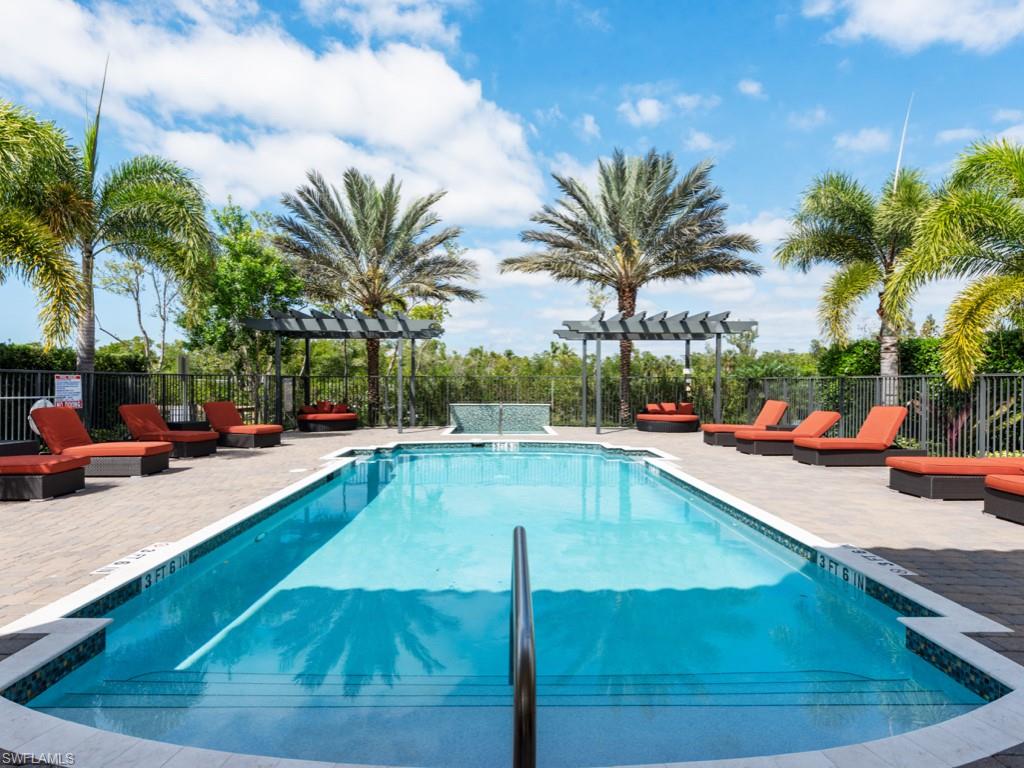 REGATTA LANDING - Residential