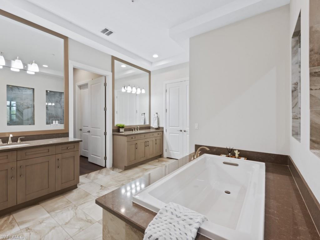 REGATTA LANDING - Residential