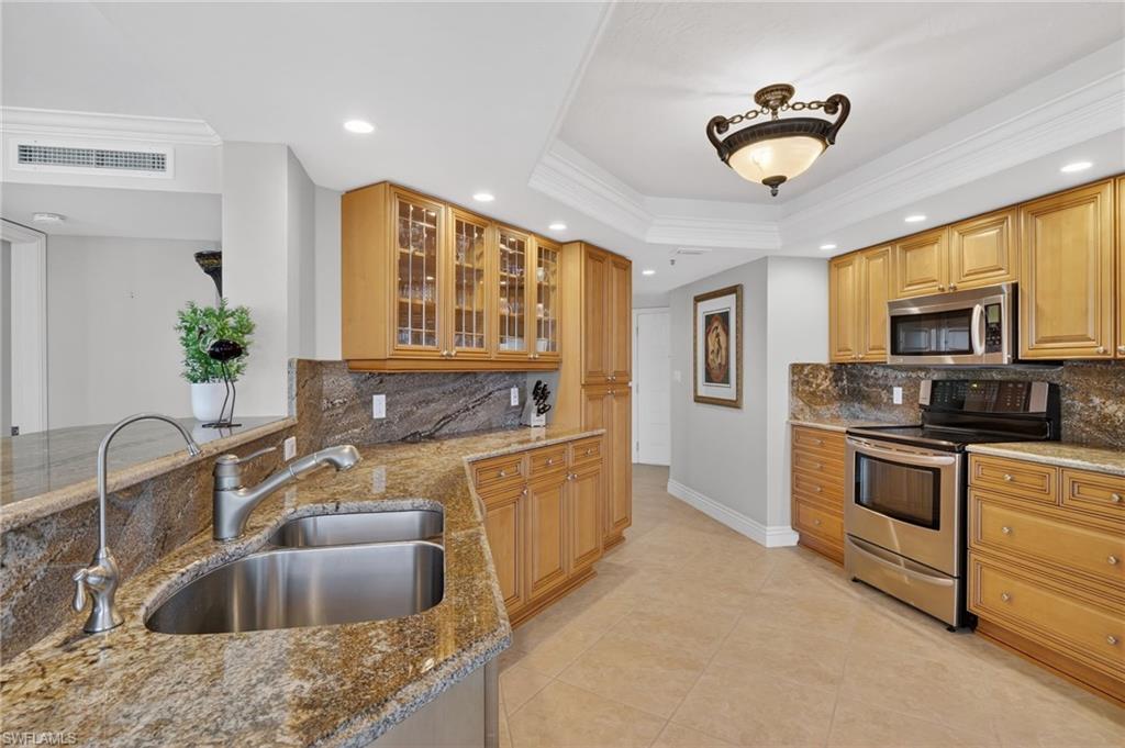 VISTAS AT PARK SHORE - Residential