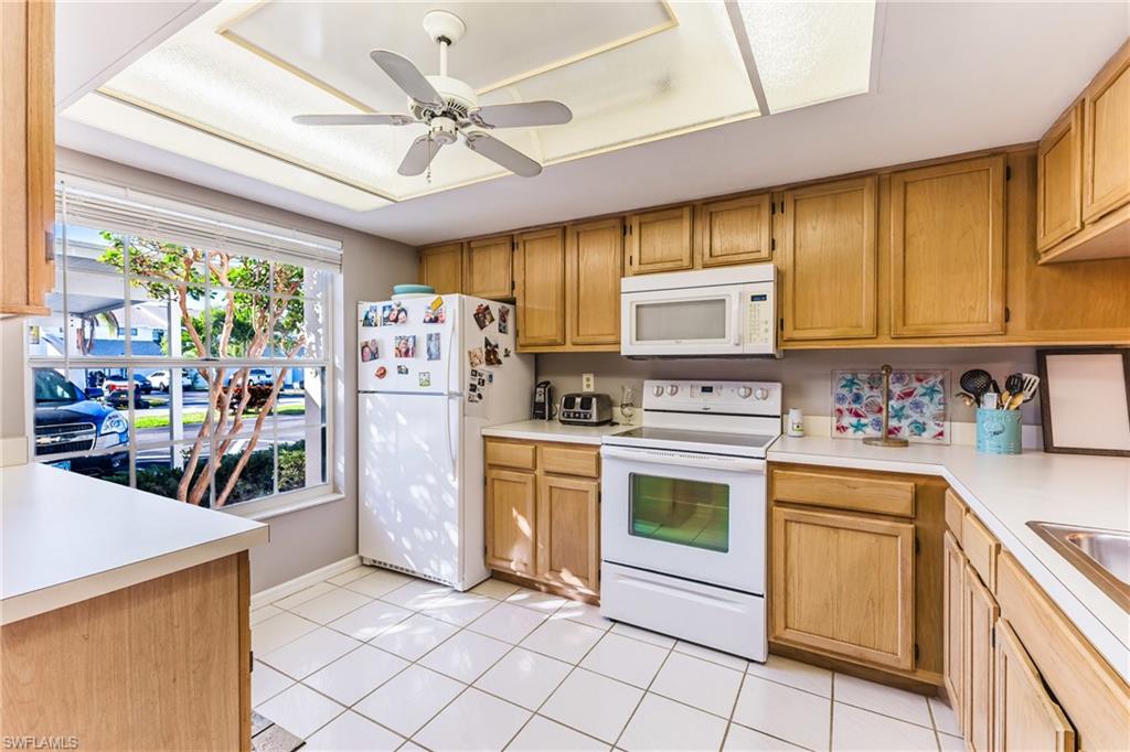 POINTE CORAL CONDO - Residential