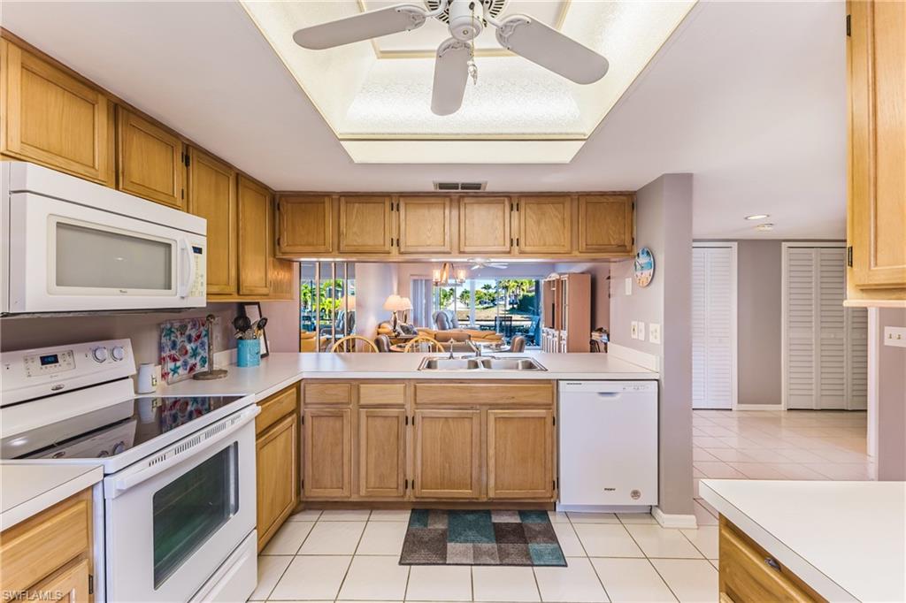 POINTE CORAL CONDO - Residential