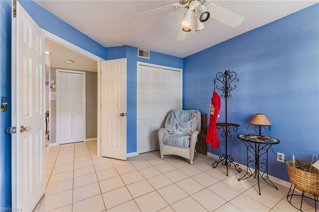 POINTE CORAL CONDO - Residential