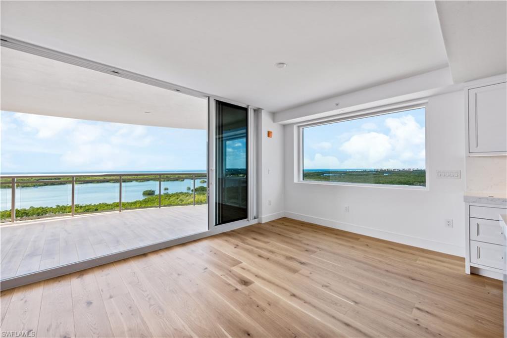 KALEA BAY TOWER 400 - Residential