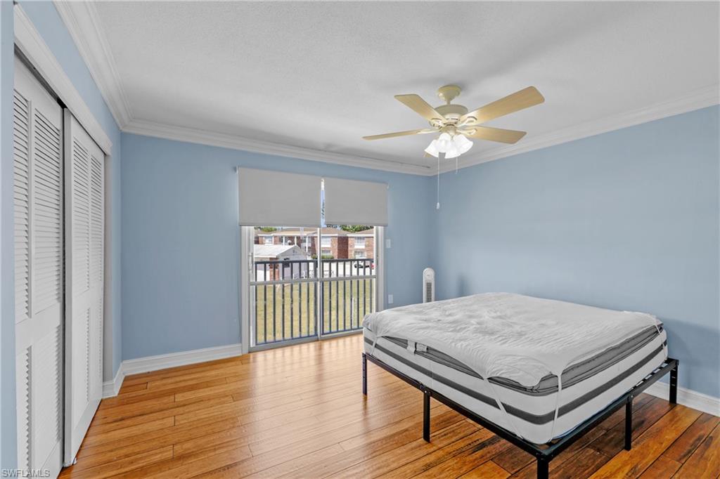 HYDE PARK - Residential Lease