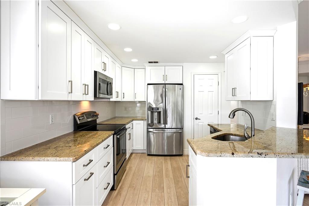 HARBOR LANDING - Residential