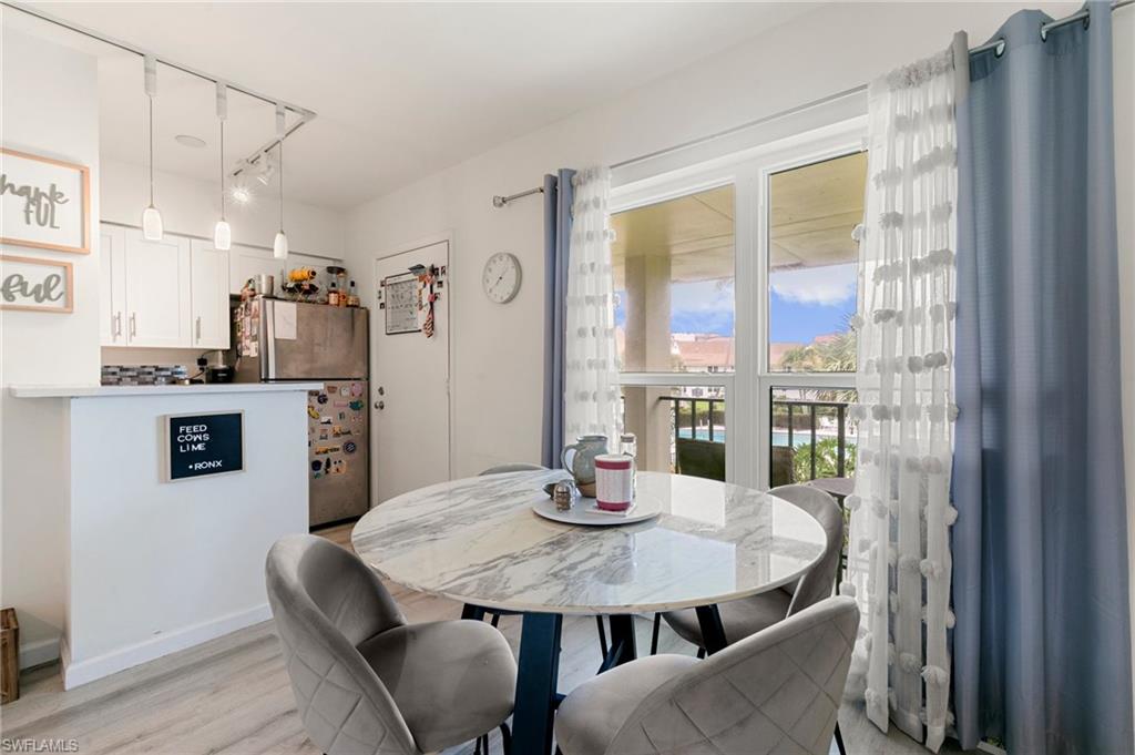 SEABREEZE WEST - Residential