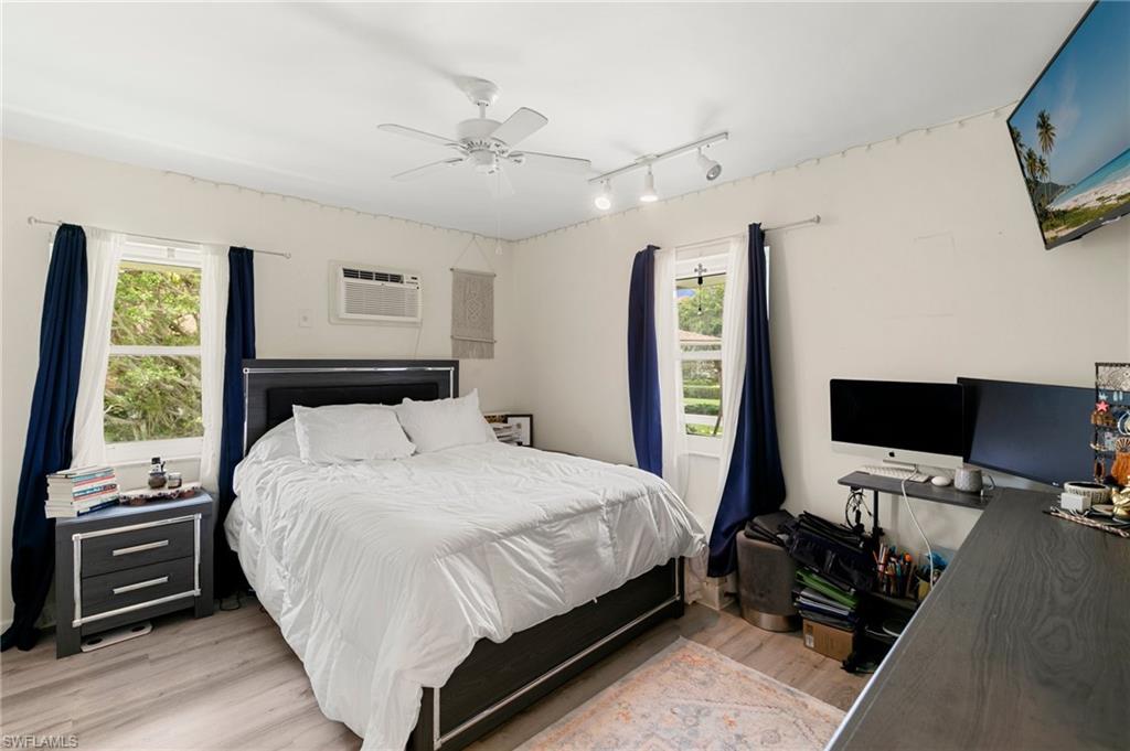 SEABREEZE WEST - Residential