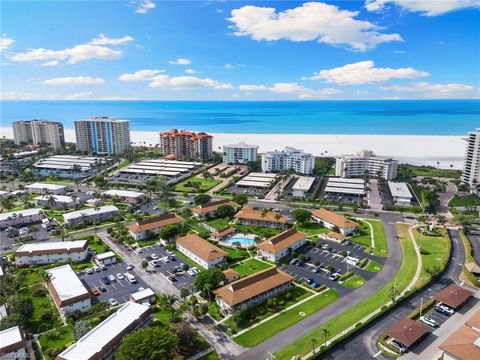 235 Seaview CT E6 MARCO ISLAND FL 34145