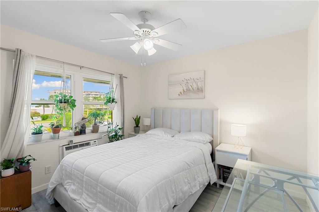 SEABREEZE WEST - Residential