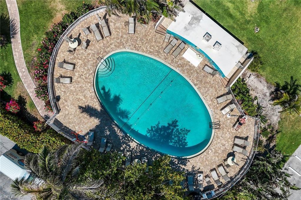 VANDERBILT TOWERS - Residential