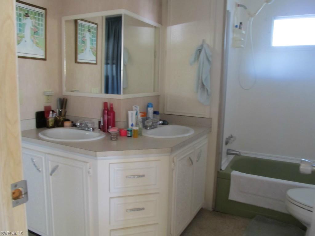 BAYSIDE ESTATES - Residential