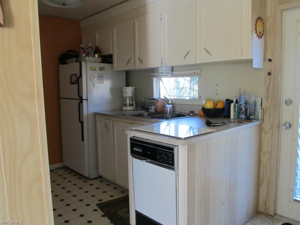 BAYSIDE ESTATES - Residential