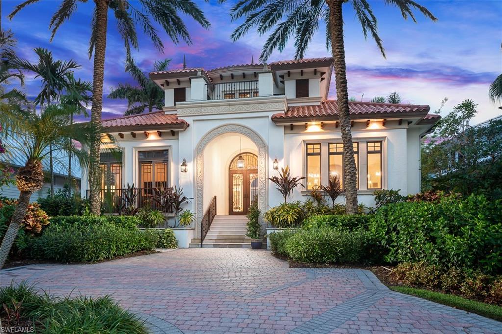 OLDE NAPLES - Residential