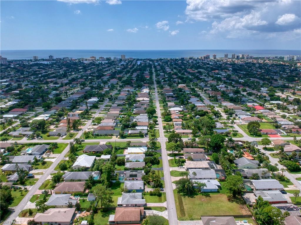 NAPLES PARK - Residential