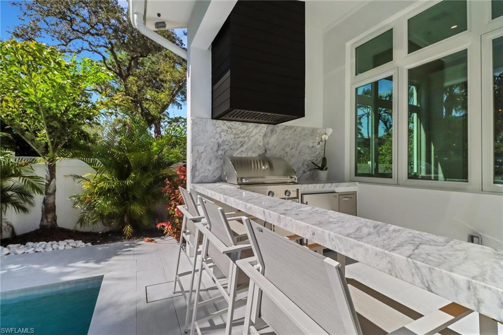 OAK KNOLL - Residential