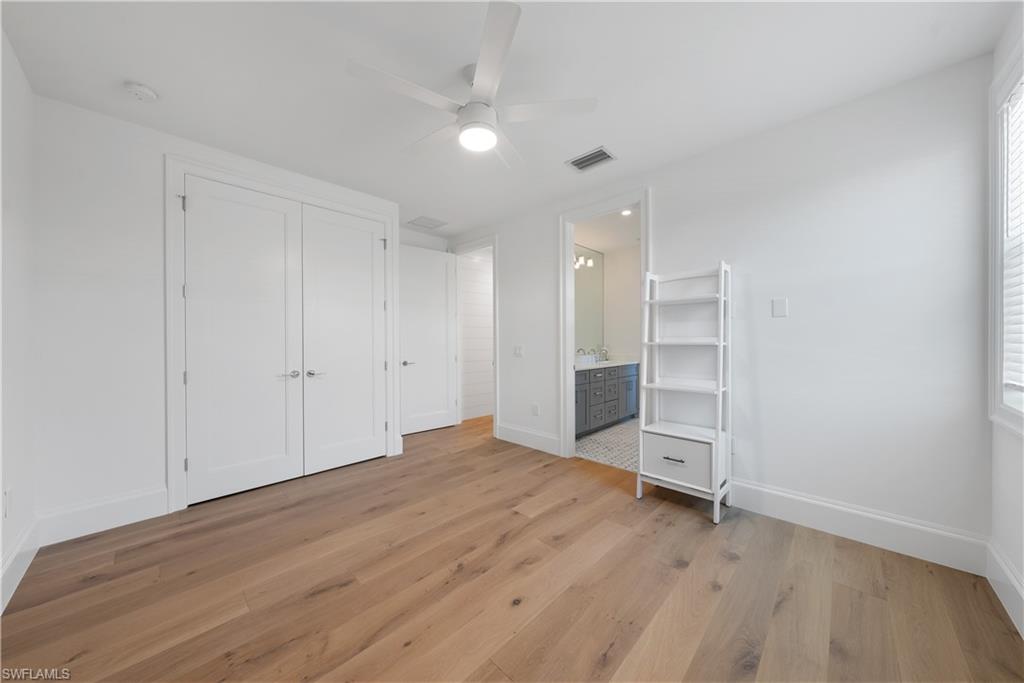 OAK KNOLL - Residential