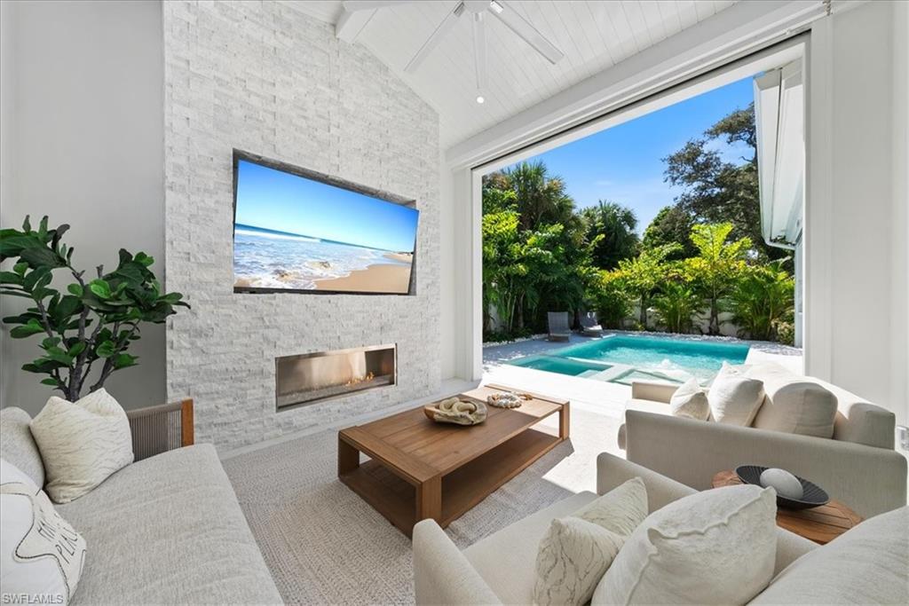 OAK KNOLL - Residential